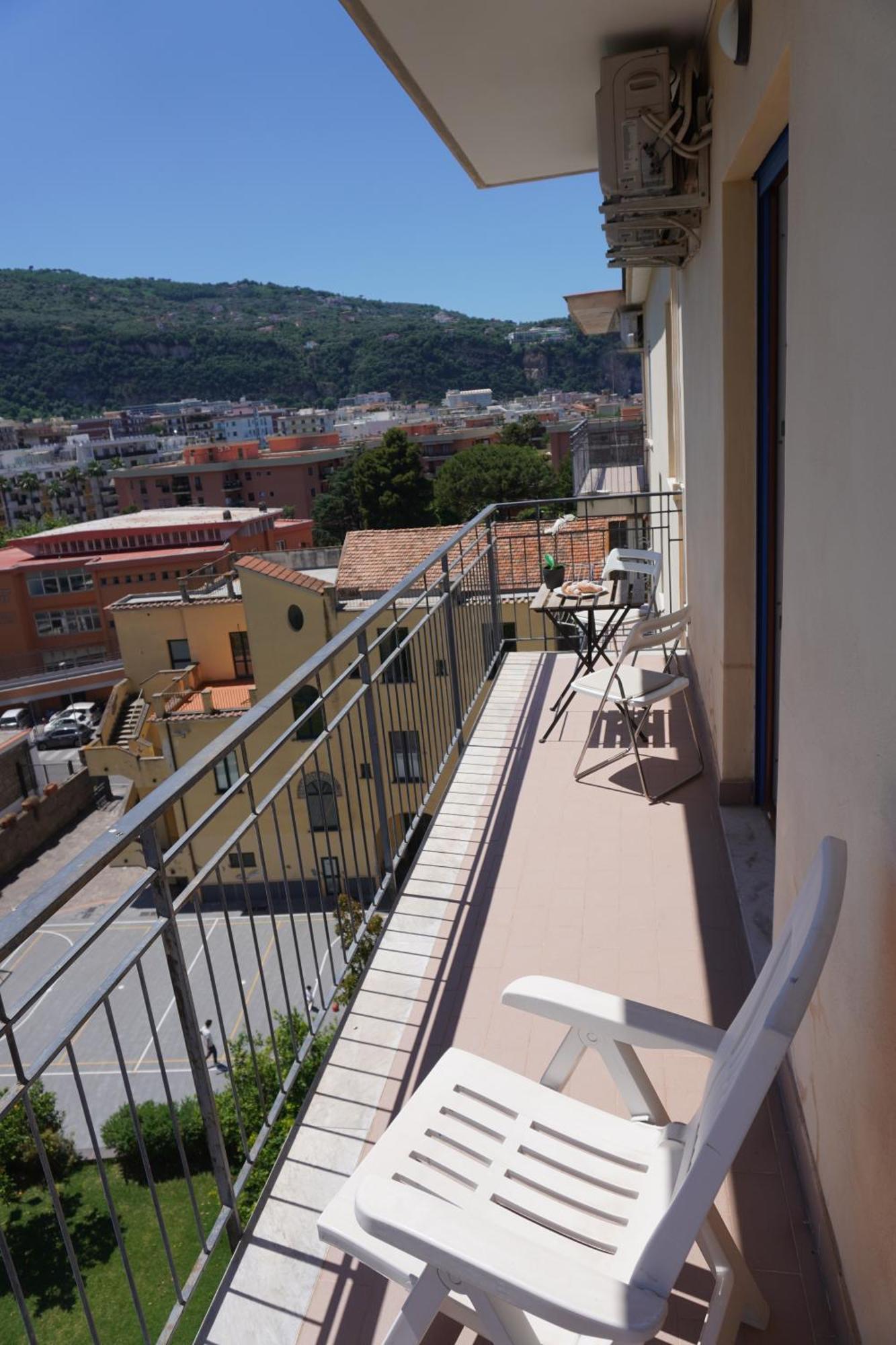 Ferienwohnung Casa Nelida, Sorrento Centre Exterior foto